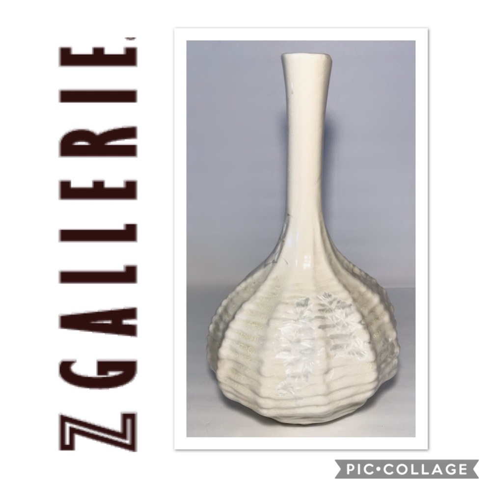 Z Gallerie Decorative Vase Conch